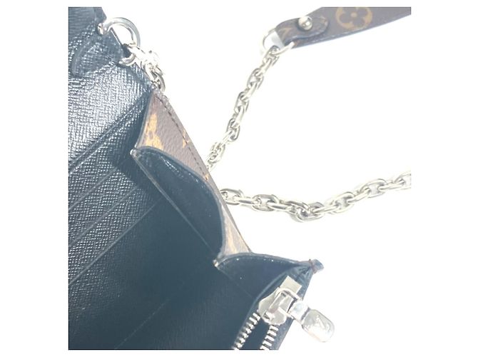 Pochette Yamakansai in Monogram Epi di Louis Vuitton Marrone Nero - vista 12