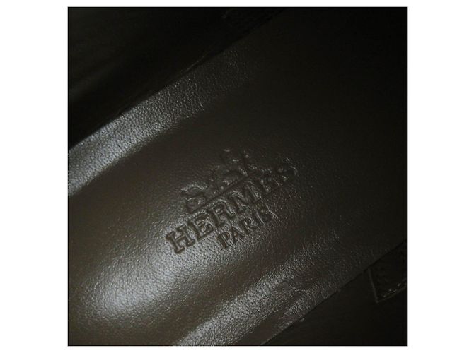 Hermès Botas de tobillo con correa de metal Hermes Kelly negras Negro - vista 10
