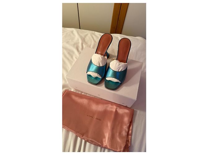 Sandali Amina Muaddi Lupita in pelle blu - vista 5