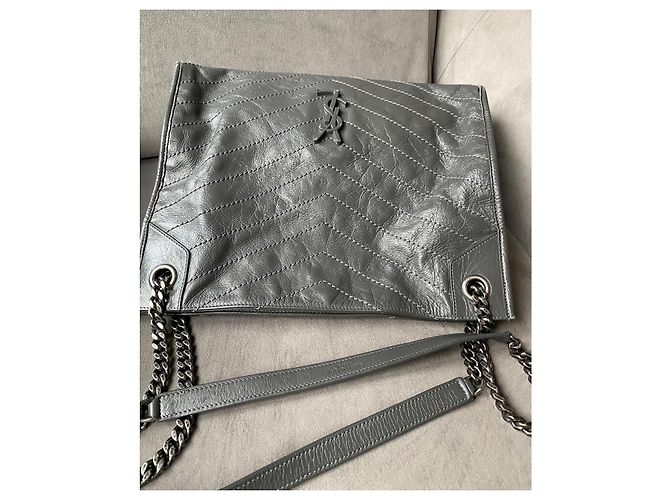 Saint Laurent Borsa della spesa Niki Grigio - vista 16