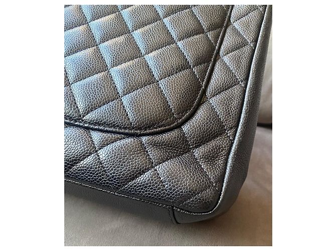 Borsa Chanel GST Grand Shopping Tote in pelle caviar nera - vista 15