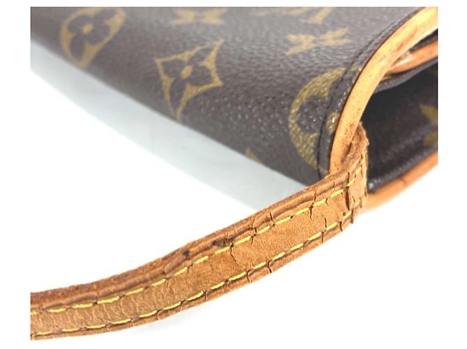 Borsa Pochette Twin GM Monogramma Louis Vuitton Marrone - vista 8