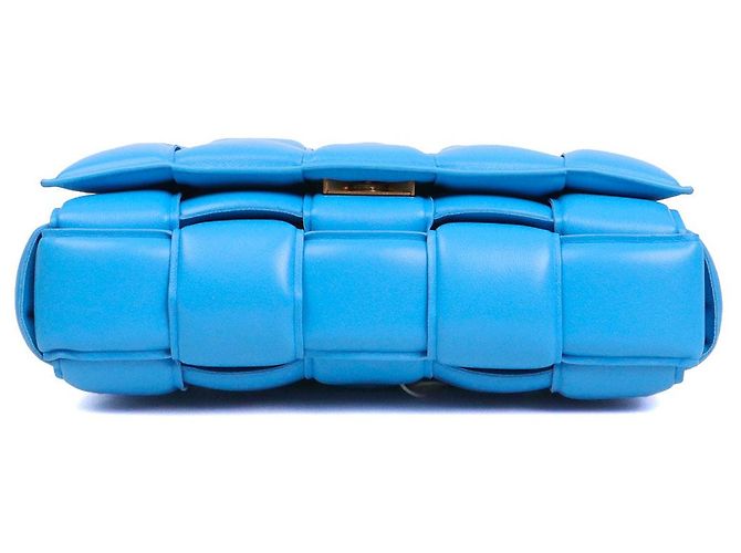 BOTTEGA VENETA - Borsa a spalla Chain Cassette in pelle liscia blu - vista 3