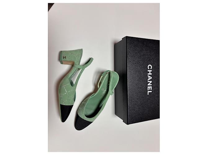 Cambon Slingbacks di Chanel Nero Verde - vista 3