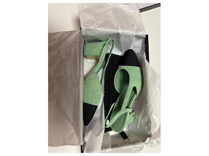 Cambon Slingbacks di Chanel Nero Verde - vista 7