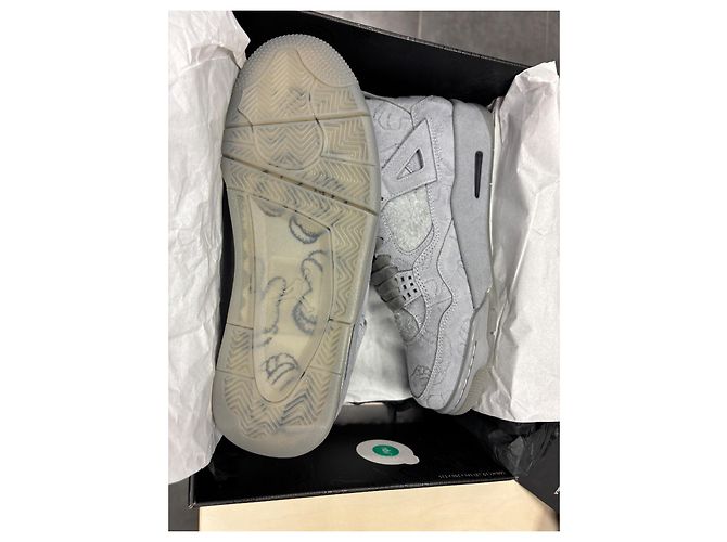 Autre Marque Jordan 4 Retro Kaws Sneaker Grau Hirschleder - Ansicht 4