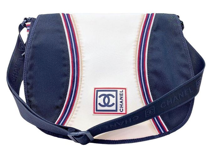 Borsa a tracolla Chanel Sport Navy White Blu navy - vista 2