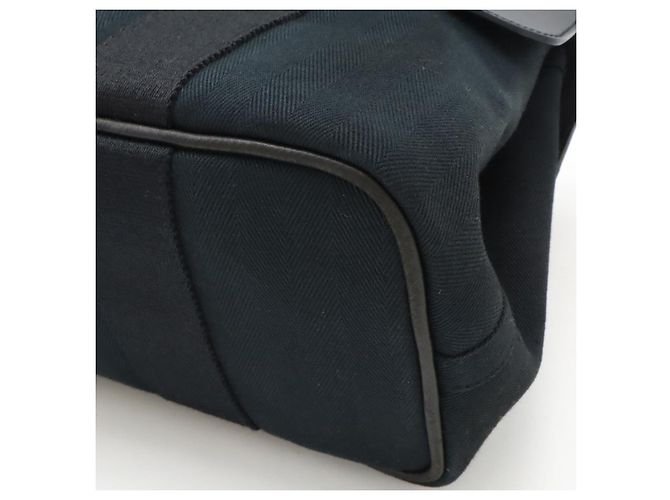 Hermès Borsa tote Hermes Valparaiso PM in pelle chevron nera Nero - vista 3