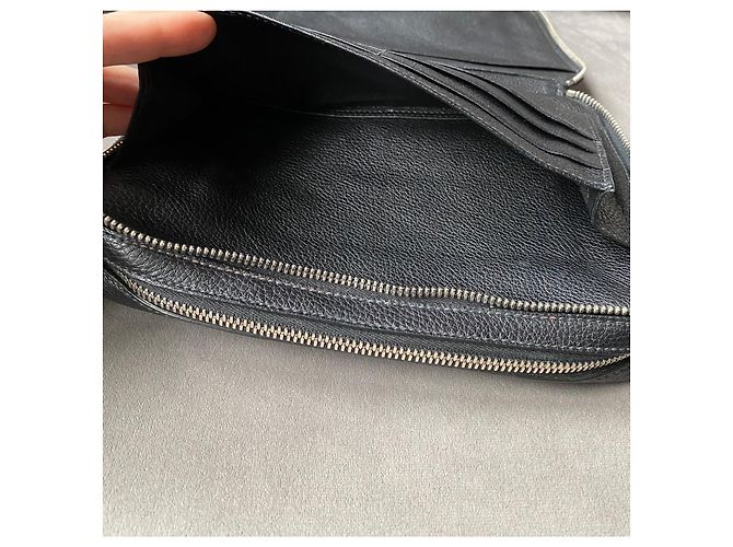 Pochette Prada in pelle nera e blu con zip Nero - vista 19