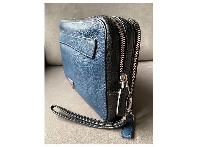 Pochette Prada in pelle nera e blu con zip Nero - vista 3