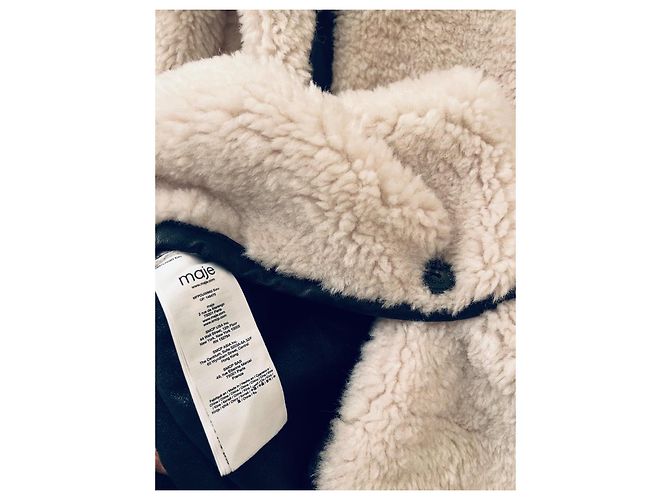 Cappotto in ecopelle di pecora e vinile Maje Nero Bianco - vista 11