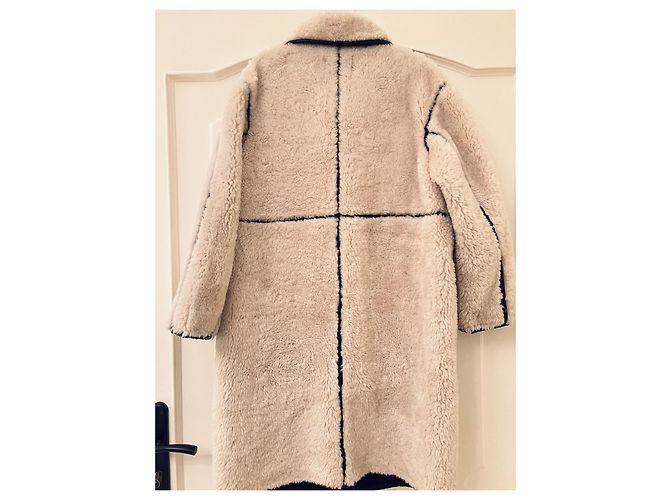 Cappotto in ecopelle di pecora e vinile Maje Nero Bianco - vista 12