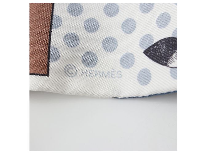 Bufanda Hermès Silk Twilly Cavalier en Formas Blanco - vista 2
