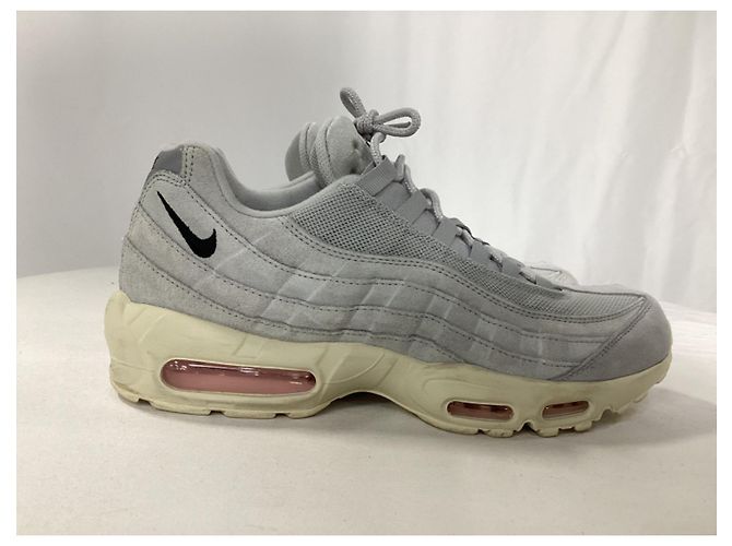 Sneakers Nike Air Max 95 Grigio Rosa in Camoscio Grigio - vista 10