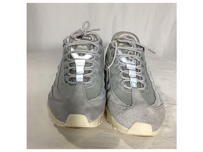Sneakers Nike Air Max 95 Grigio Rosa in Camoscio Grigio - vista 11
