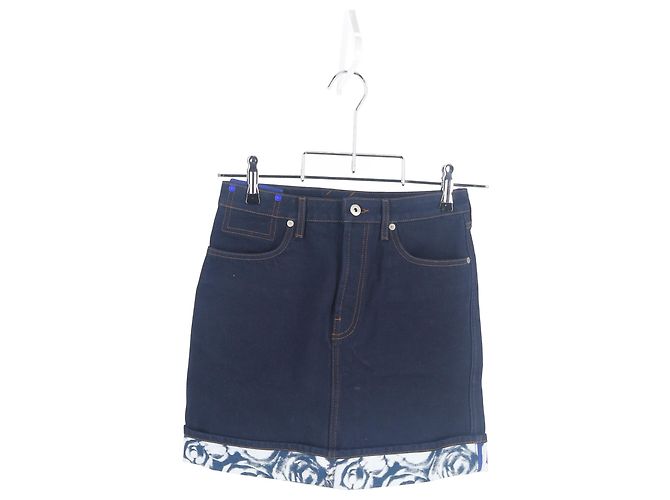 Falda mini de mezclilla azul con estampado de Burberry - vista 4