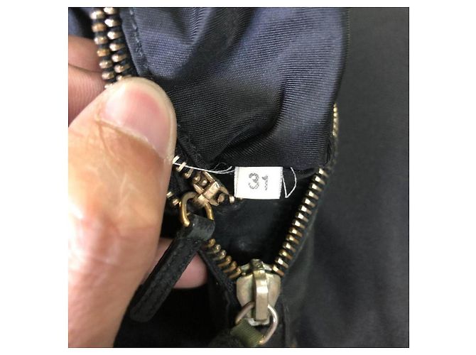 Borsa a spalla hobo in nylon Prada Nero - vista 9