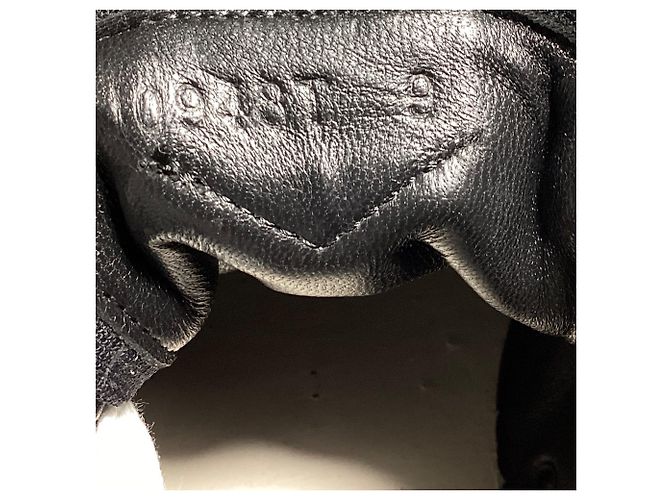 Sneakers basse con lacci Tom Ford in suede blu e nero - vista 10