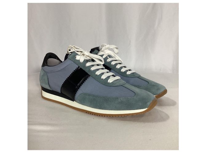 Sneakers basse con lacci Tom Ford in suede blu e nero - vista 16