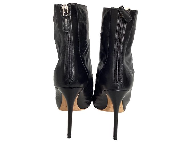 Susanna geraffte Stiefeletten aus schwarzem Leder von Alexandre Birman - Ansicht 4