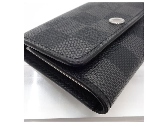Porte-clés Louis Vuitton Damier Graphite N62662 Gris - vue 4