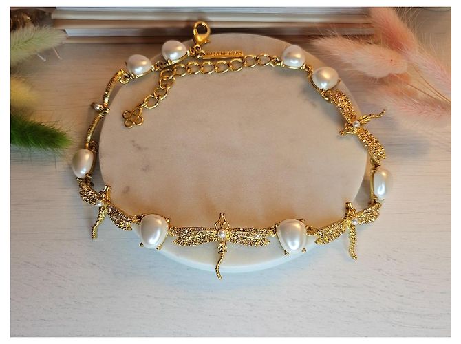 Collana vintage a forma di libellula Oscar de la Renta rara Bianco Giallo Gold hardware - vista 5