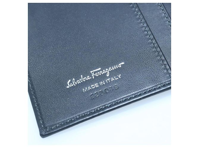 Portafoglio in pelle nera Salvatore Ferragamo Auth bs20080 Nero - vista 12