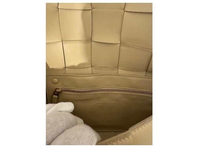 Borsa Bottega Veneta Cassette in pelle beige - vista 12