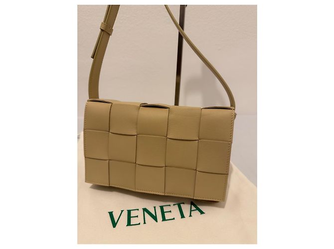 Borsa Bottega Veneta Cassette in pelle beige - vista 4