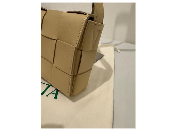 Borsa Bottega Veneta Cassette in pelle beige - vista 5