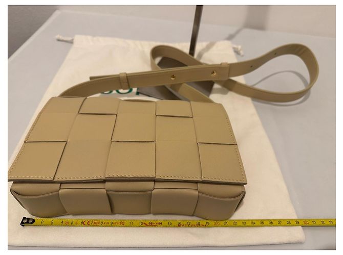 Borsa Bottega Veneta Cassette in pelle beige - vista 6