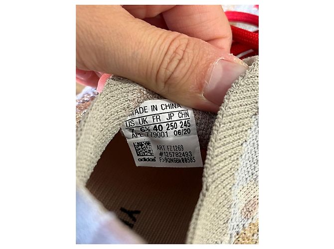 Adidas Yeezy Boost 380 Pepper Grigio - vista 4