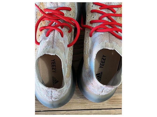 Adidas Yeezy Boost 380 Pepper Grigio - vista 5