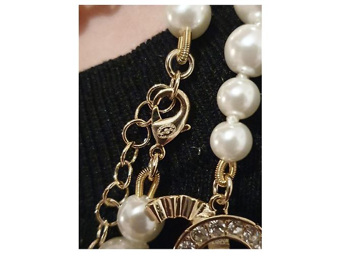 Coco Crush Chanel 2021 Pre-Fall Collana di Perle di Cristallo Dorato Gold hardware - vista 18