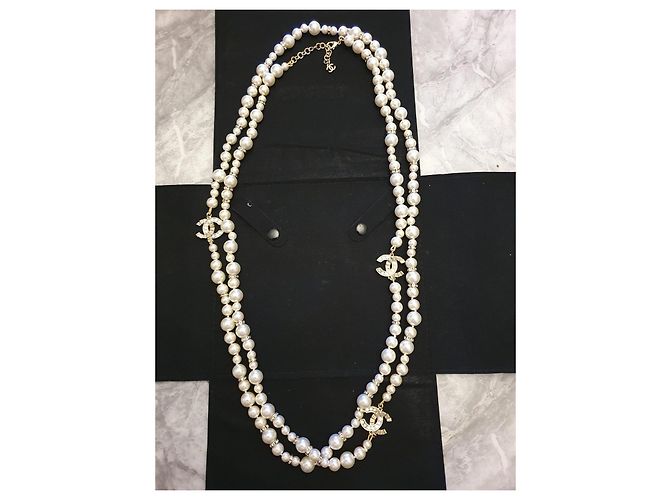 Coco Crush Chanel 2021 Pre-Fall Collana di Perle di Cristallo Dorato Gold hardware - vista 7