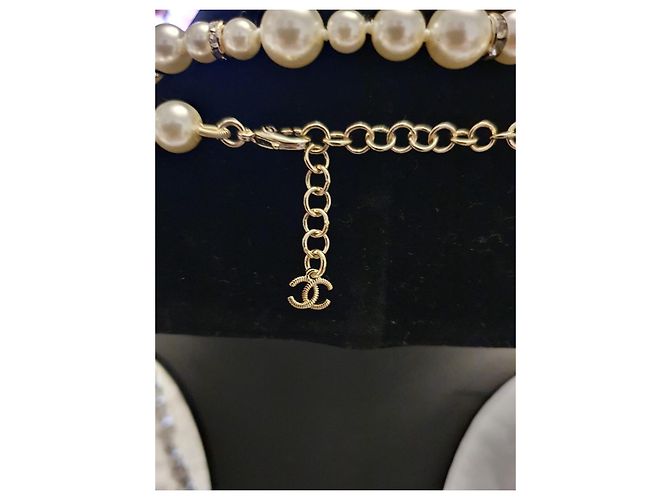 Coco Crush Chanel 2021 Pre-Fall Collana di Perle di Cristallo Dorato Gold hardware - vista 9