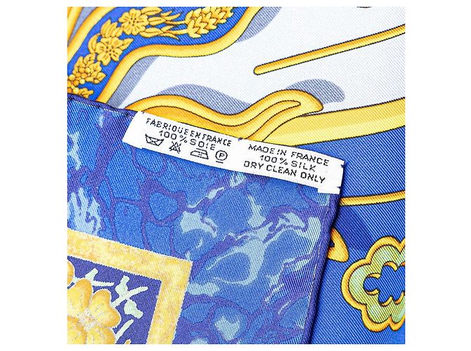 Sciarpa in seta Hermès Carpe Diem Blu Oro - vista 5