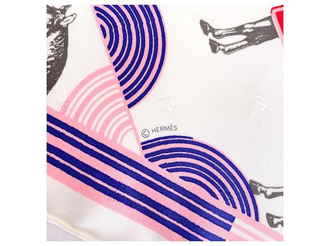 Hermès Sciarpa Triangolare 70 in Seta Hermes Bianco - vista 5