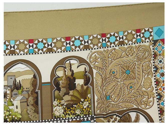Hermès FULAR HERMES I GIARDINI DI ANDALUSIA ALINE HONORE QUADRATO 90 IN SETA Beige - vista 8
