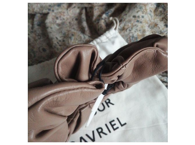 Borsa Mansur Gavriel Scrunchie in pelle nocciola - vista 3