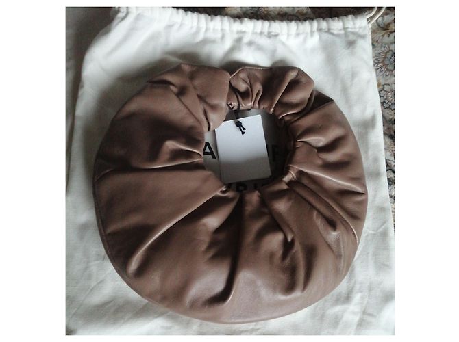 Borsa Mansur Gavriel Scrunchie in pelle nocciola - vista 8