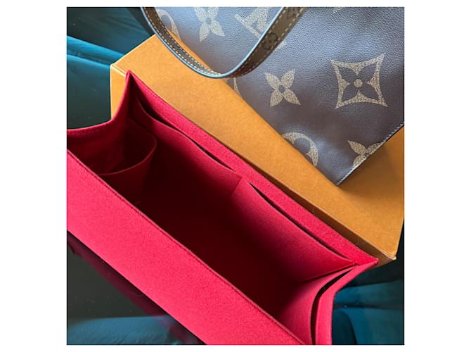 Louis Vuitton Borsa Onthego GM Monogramma Marrone - vista 11