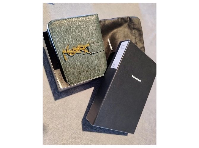 Cartera Saint Laurent de cuero verde con logo dorado - vista 13