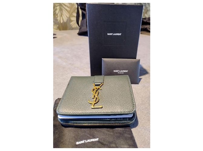 Cartera Saint Laurent de cuero verde con logo dorado - vista 18