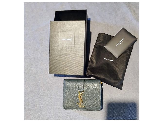 Cartera Saint Laurent de cuero verde con logo dorado - vista 8
