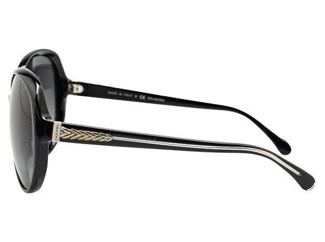 Chanel Coco Mark Sunglasses Black Plastic - view 4