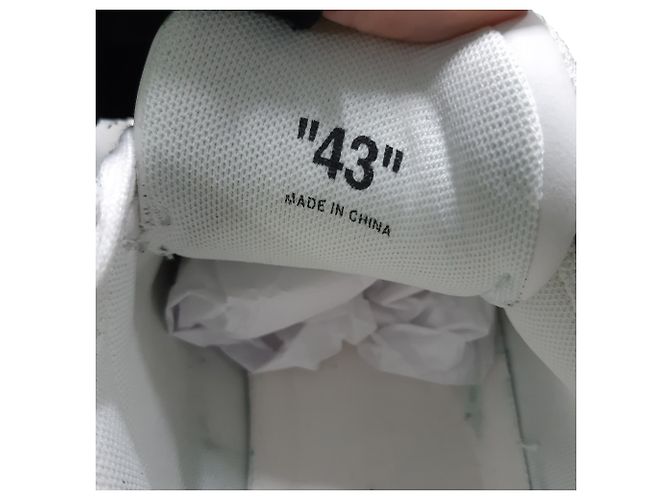 Off White Baskets à lacets Off-White Out of Office en cuir blanc - vue 7