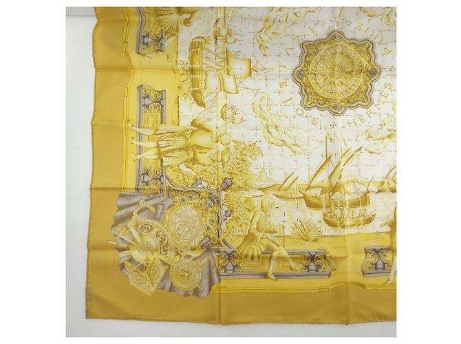 Lenço de seda Hermès Carré 90 Ouro Dourado Metálico - vista 4