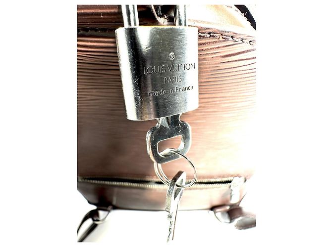 Louis Vuitton Mabillon Rucksack aus Epi-Leder in Mocha-Braun - Ansicht 10