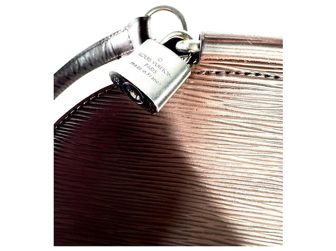 Louis Vuitton Mabillon Rucksack aus Epi-Leder in Mocha-Braun - Ansicht 11